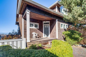 Oceanfront Moclips Escape with Deck and Beach Access!